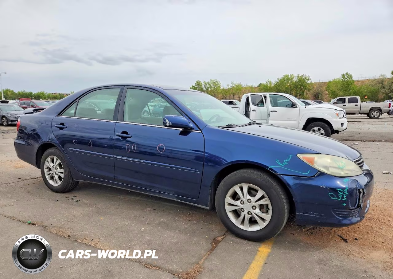 2005 Toyota Camry Le V6 VIN:4T1BF30K85U102104 - 4