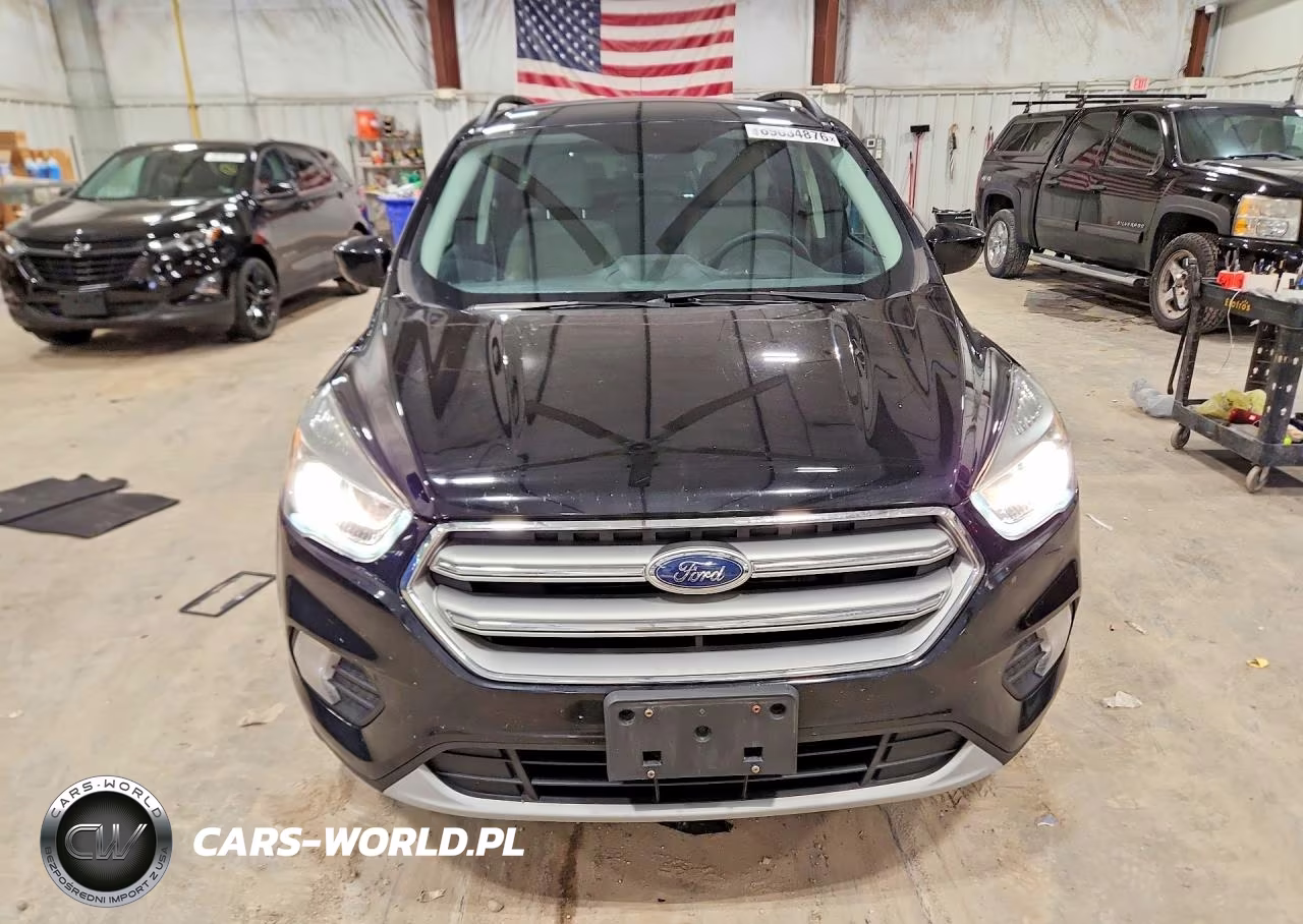 2017 Ford Escape Se VIN:1FMCU9GD2HUD94504 - 5