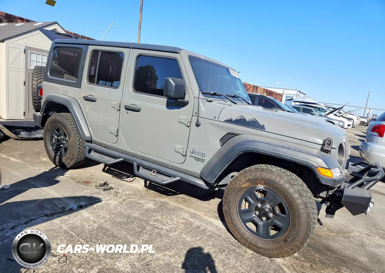 2018 Jeep Wrangler Unlimited Sport VIN:1C4HJXDN2JW232581 - 4