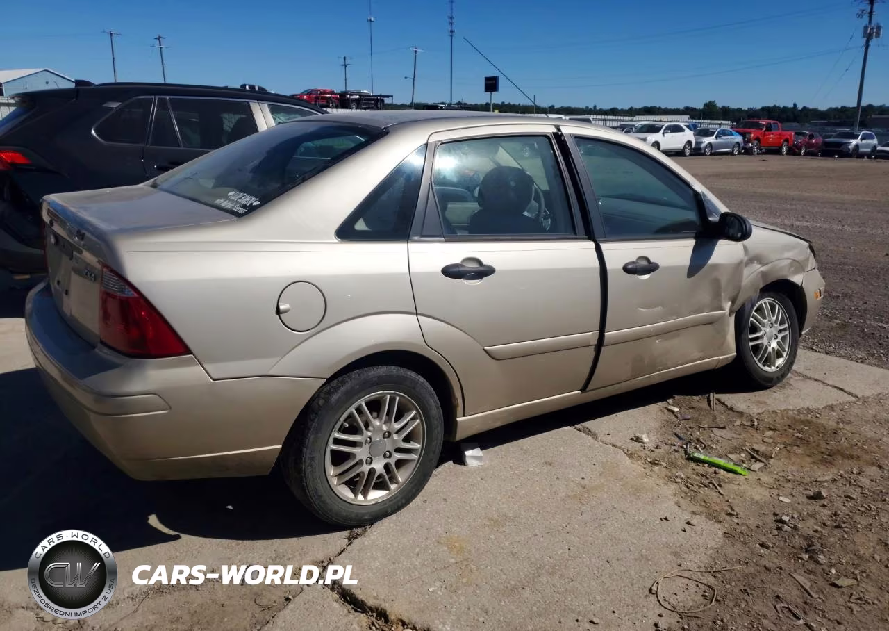 2006 Ford Focus Zx4 VIN:1FAFP34NX6W112233 - 3