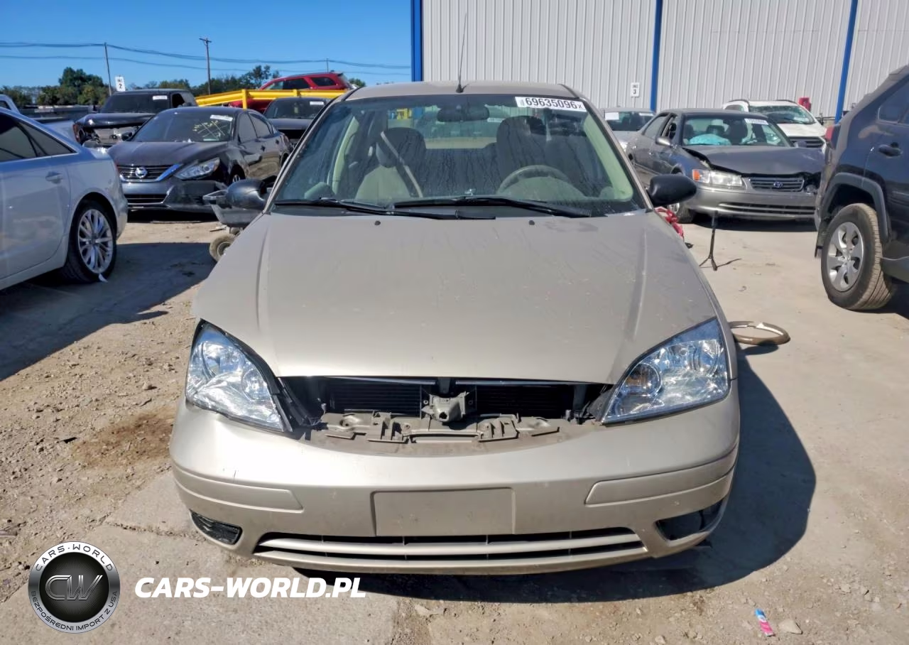 2006 Ford Focus Zx4 VIN:1FAFP34NX6W112233 - 5