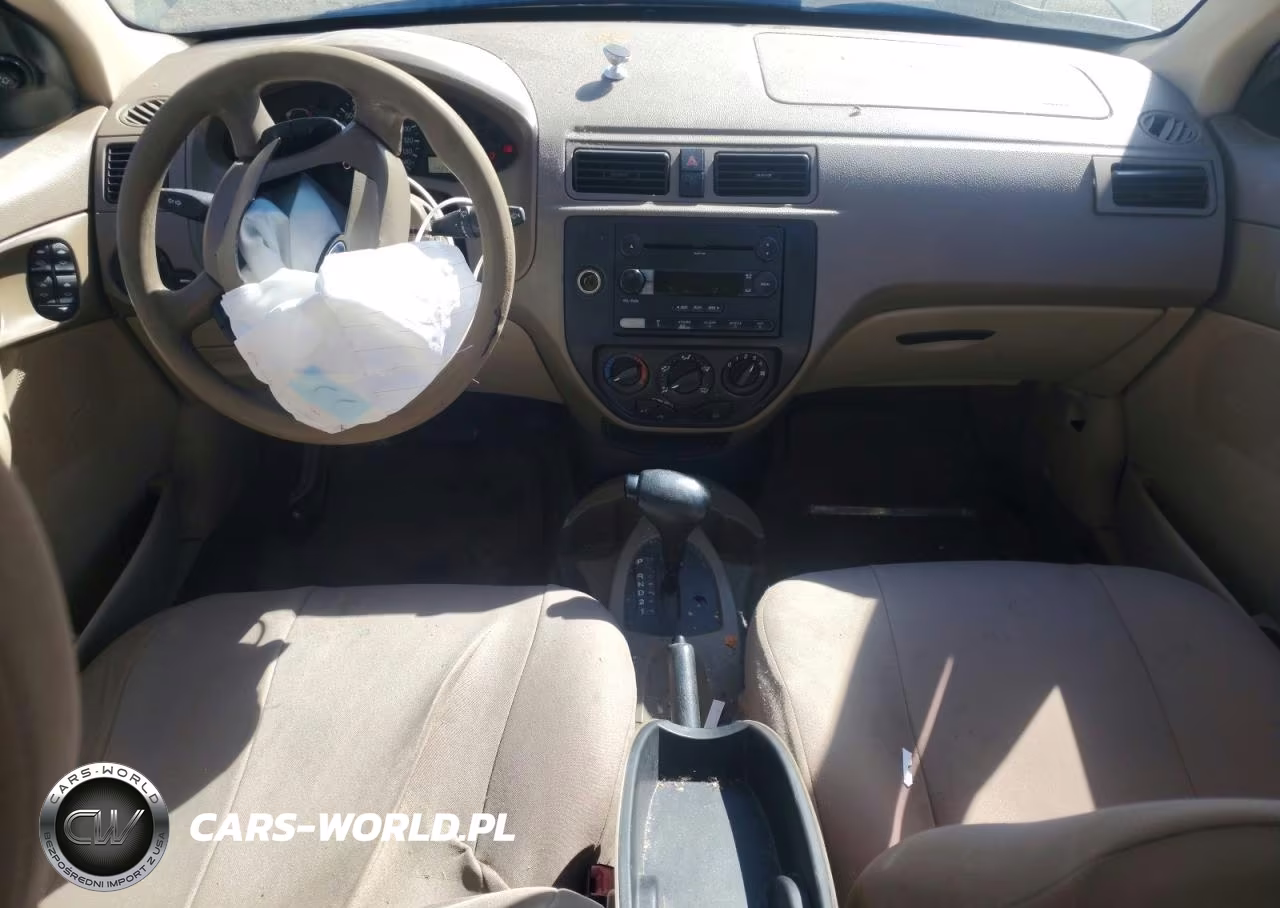 2006 Ford Focus Zx4 VIN:1FAFP34NX6W112233 - 8