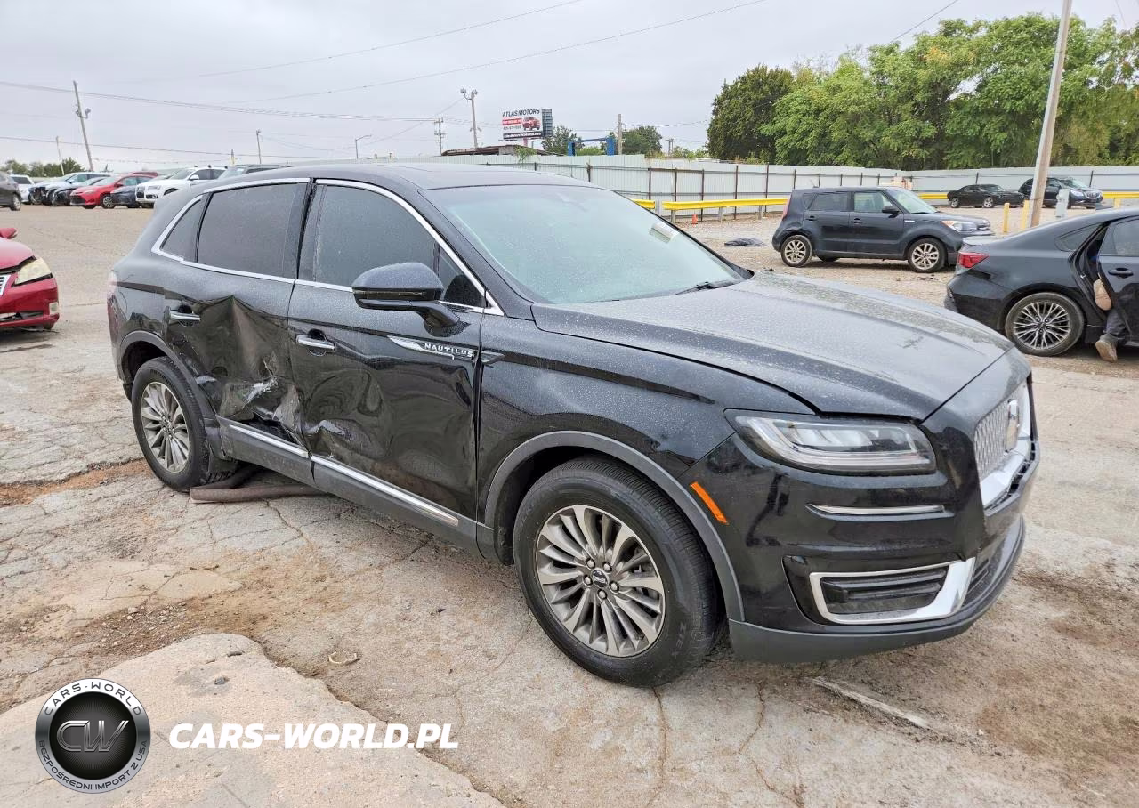 2020 Lincoln Nautilus Reserve VIN:2LMPJ8K98LBL00989 - 4