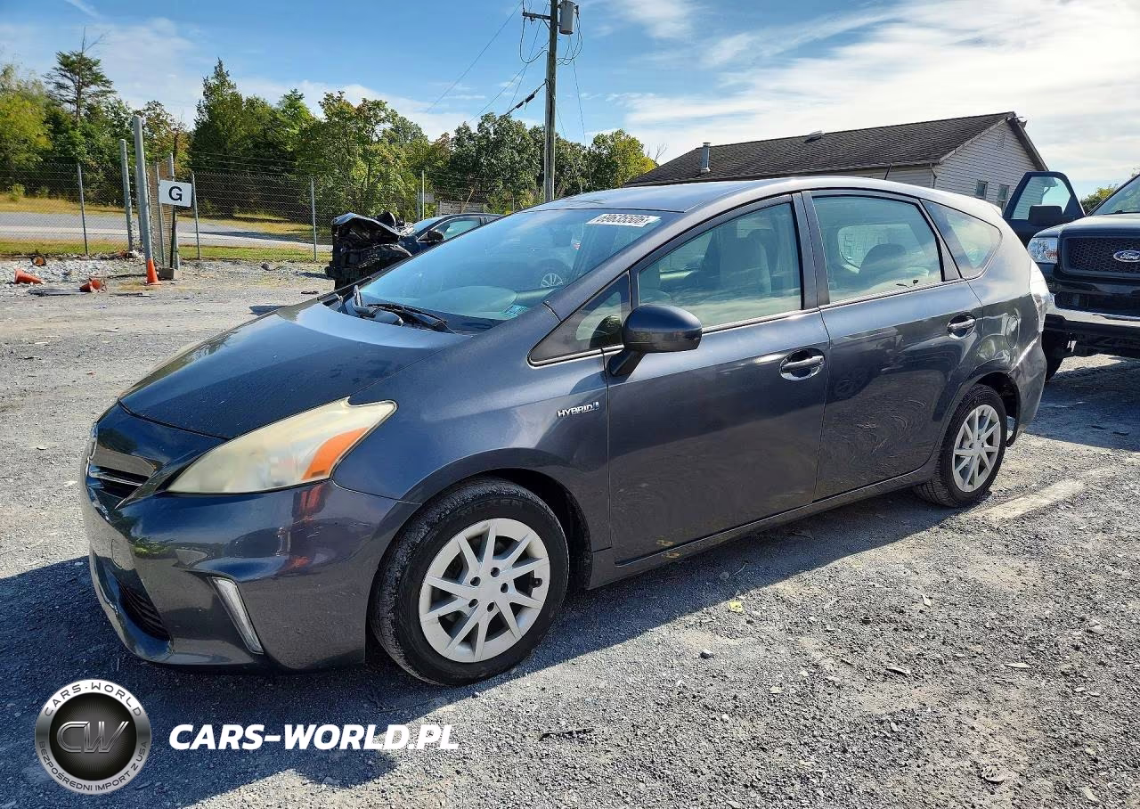 2013 Toyota Prius V Two VIN:JTDZN3EU9D3285856 - 1