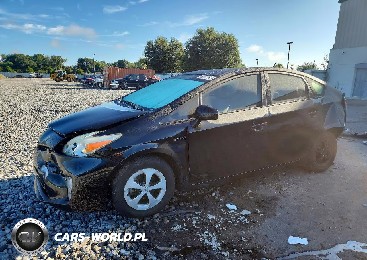 2015 Toyota Prius Two – zdjęcie 1 z 13