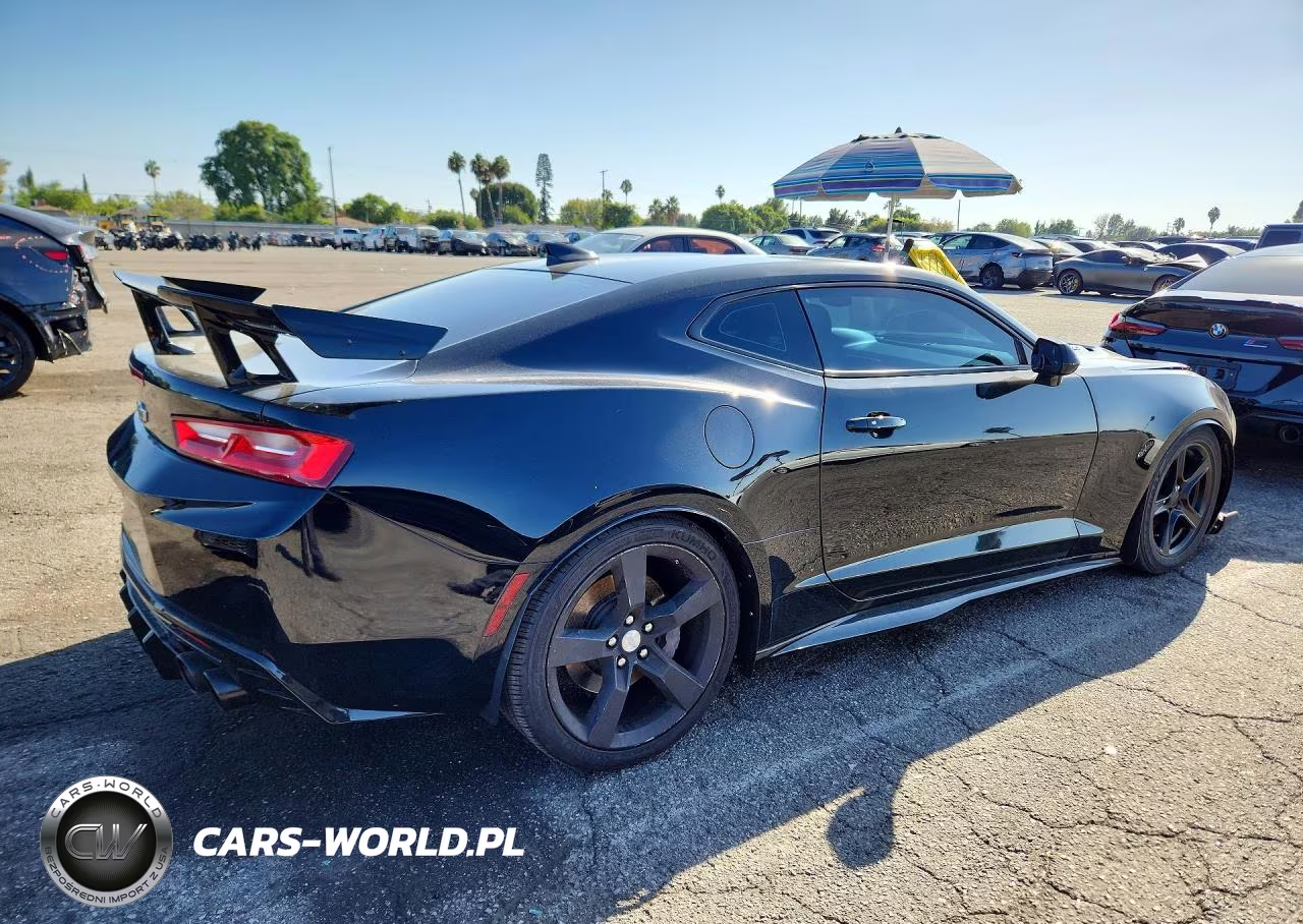 2017 Chevrolet Camaro Ss VIN:1G1FE1R72H0162119 - 3