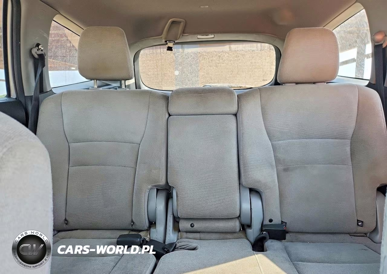 2016 Honda Pilot Lx VIN:5FNYF5H17GB026134 - 10