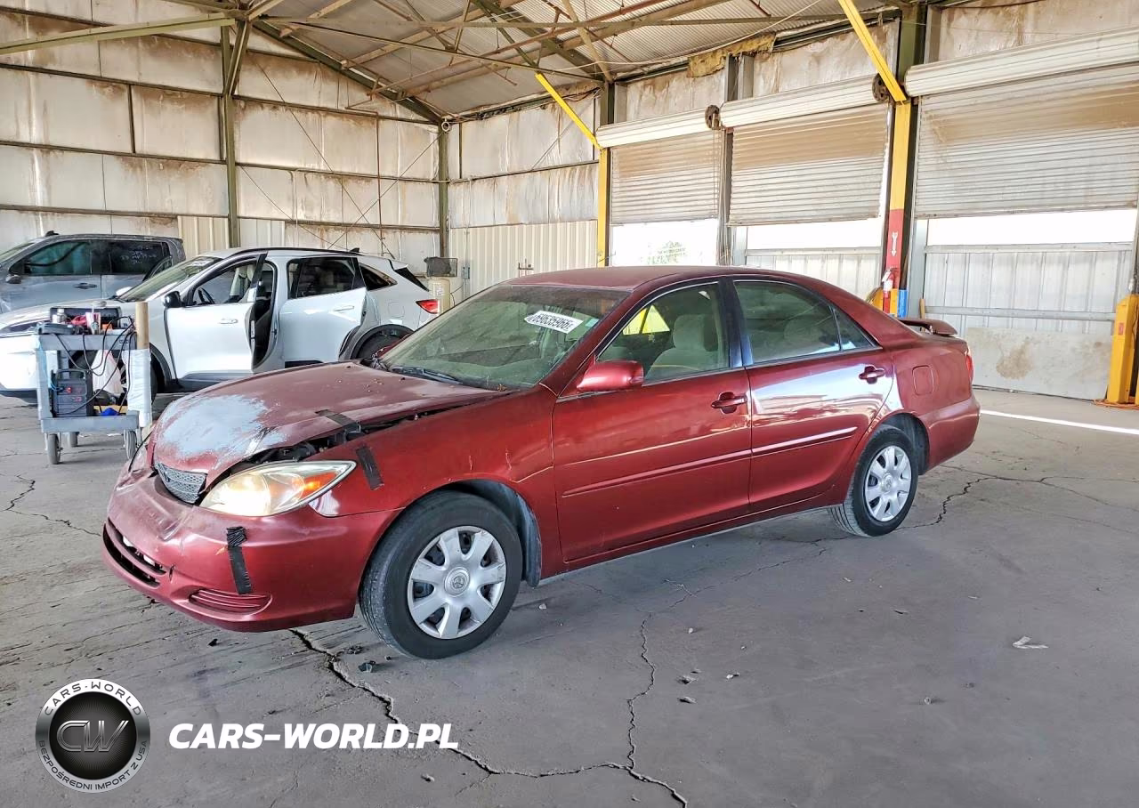 2002 Toyota Camry Le VIN:4T1BE30KX2U573329 - 1