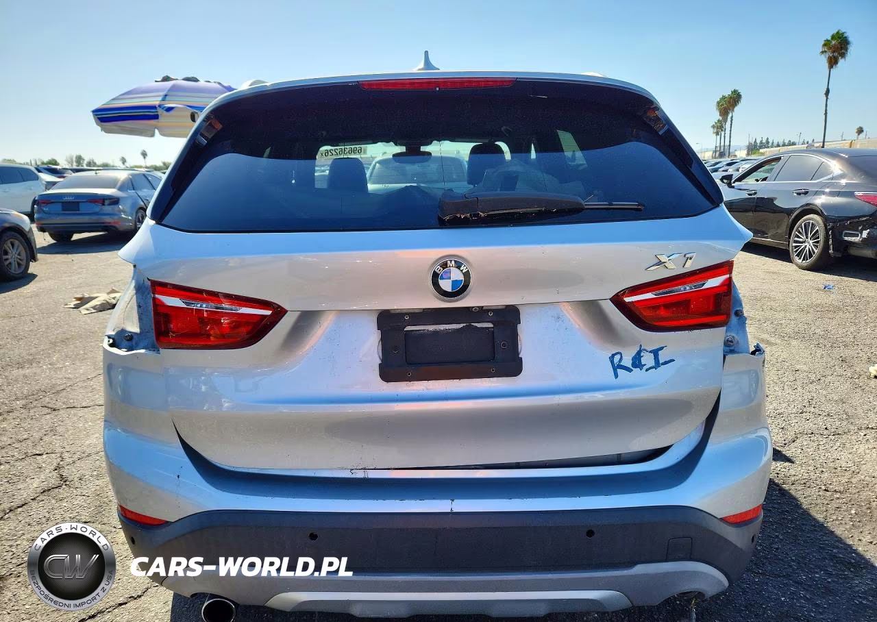2018 BMW X1 xDrive28I VIN:WBXHT3Z36J4A67016 - 6