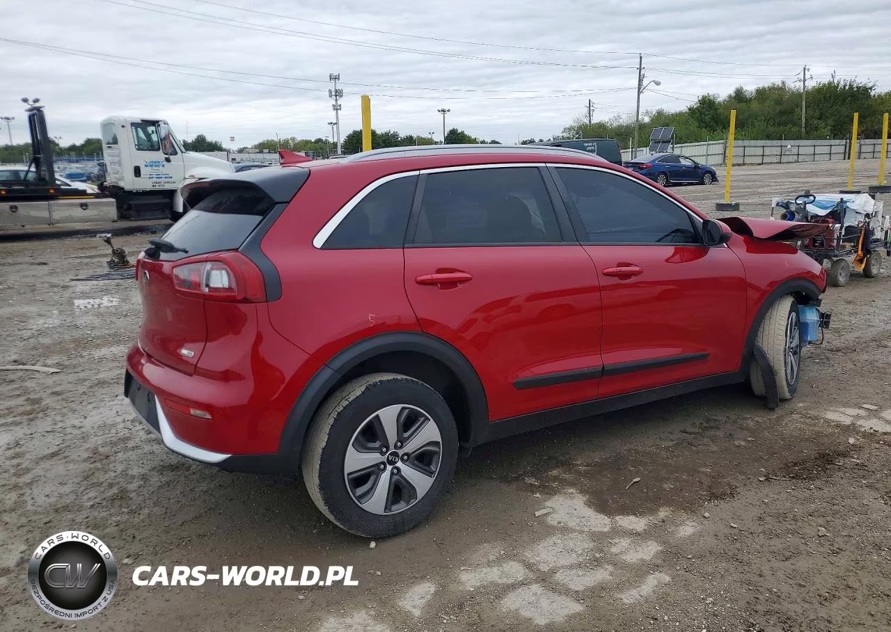 2018 Kia Niro Lx VIN:KNDCB3LC7J5123913 - 3