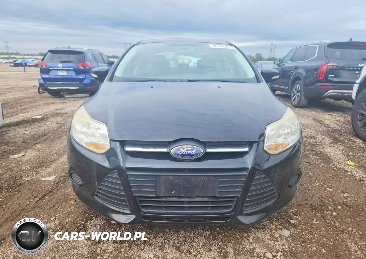 2014 Ford Focus Se VIN:1FADP3F25EL223458 - 5