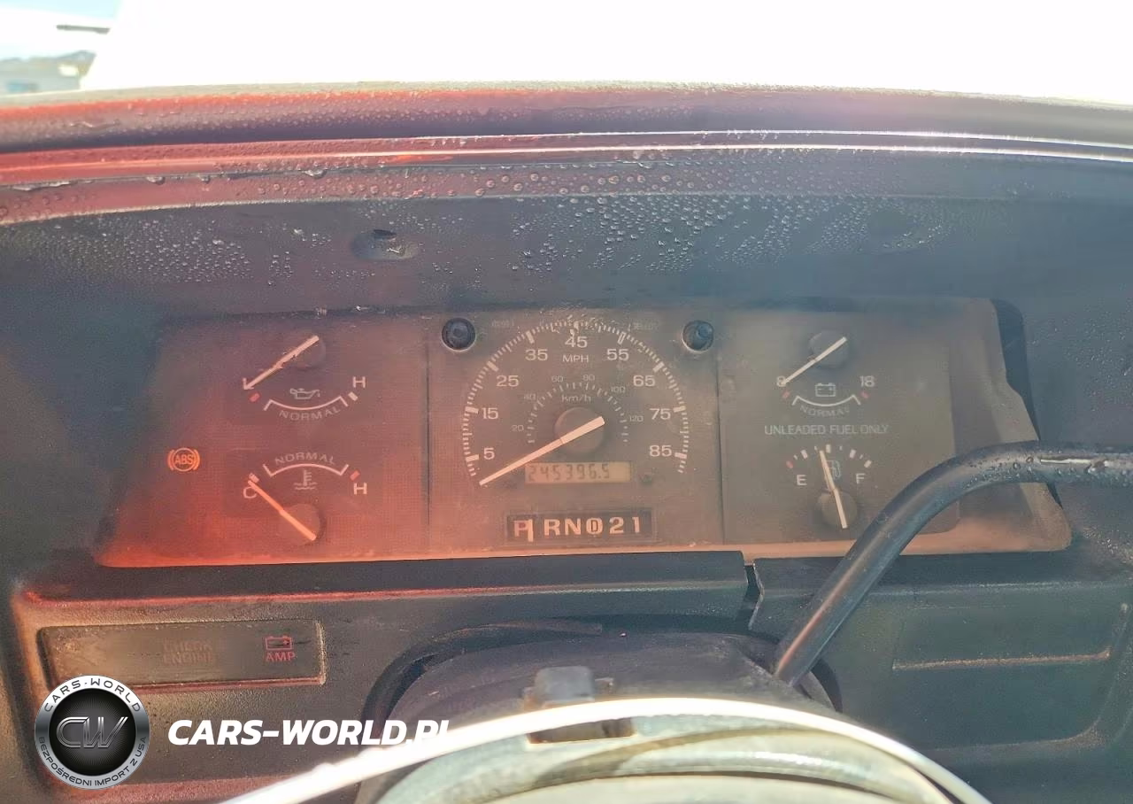 1995 Ford Econo E150 VIN:1FBHE31H2SHA13240 - 9
