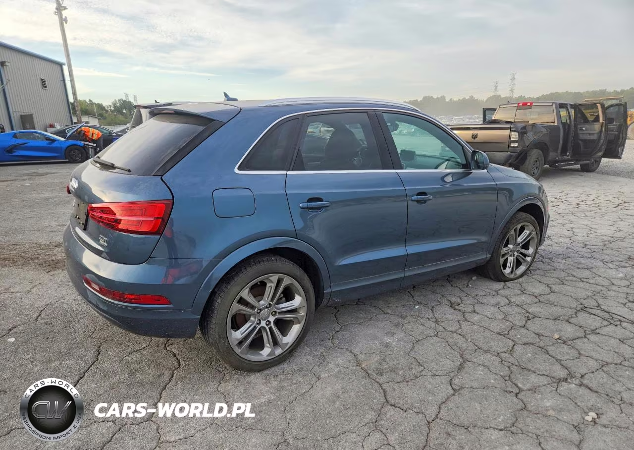 2016 Audi Q3 Premium Plus VIN:WA1EFCFS0GR024863 - 3