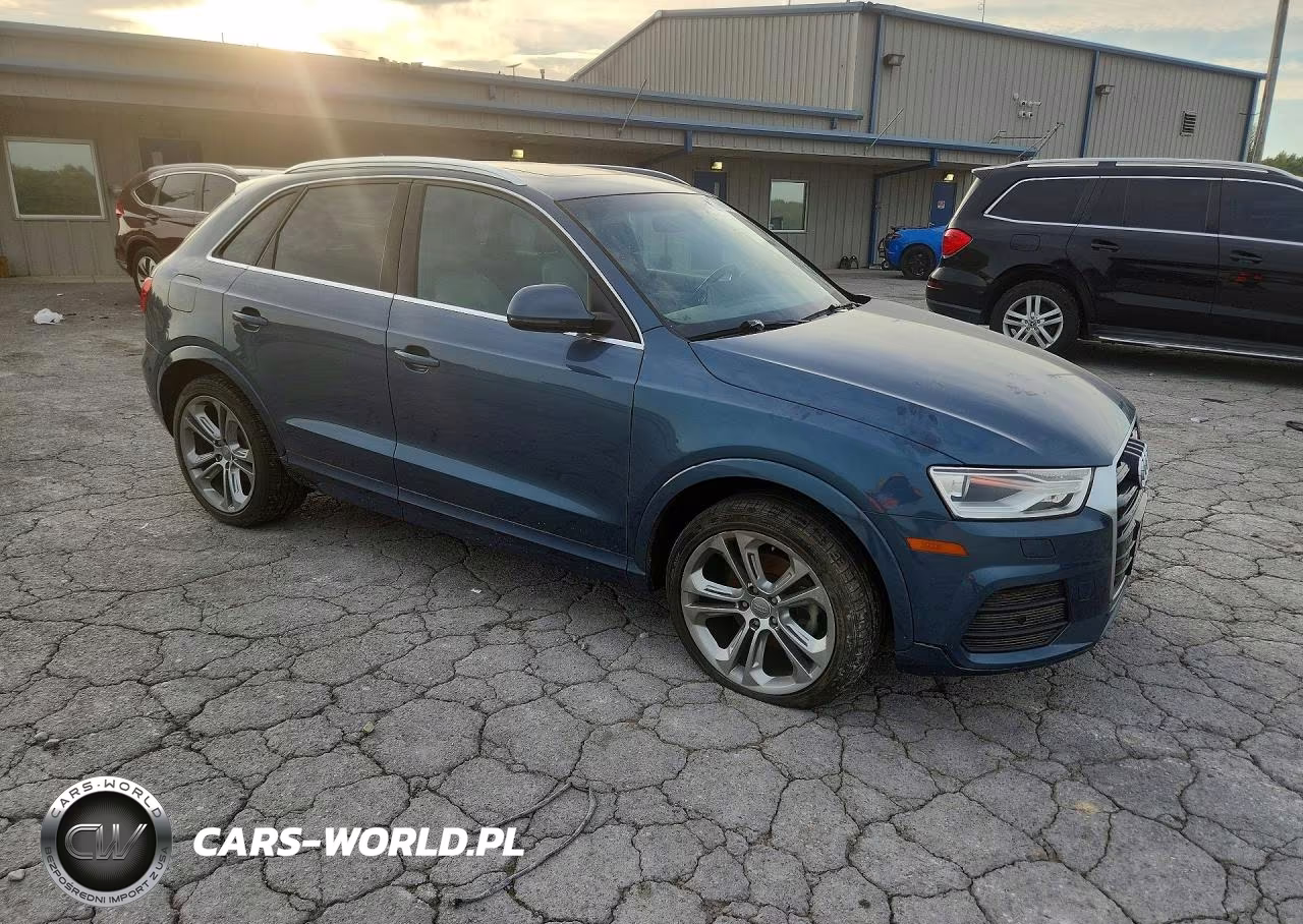 2016 Audi Q3 Premium Plus VIN:WA1EFCFS0GR024863 - 4