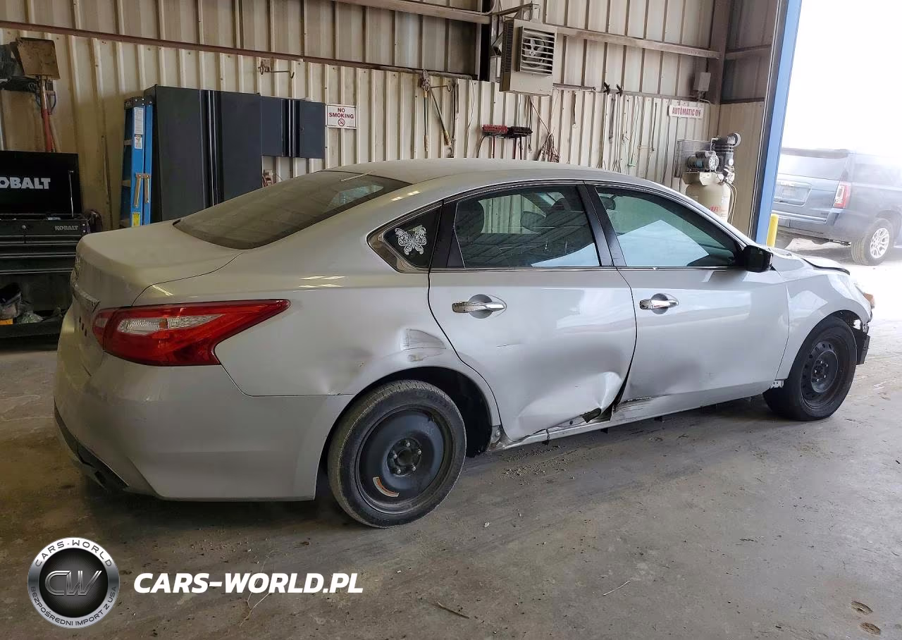 2016 Nissan Altima 2.5 S VIN:1N4AL3AP2GC255546 - 3