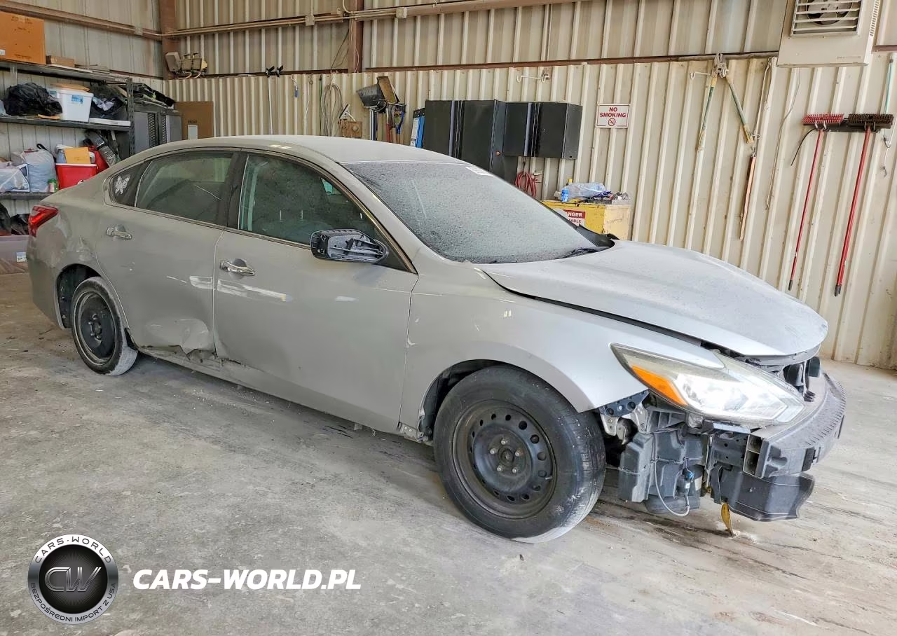 2016 Nissan Altima 2.5 S VIN:1N4AL3AP2GC255546 - 4