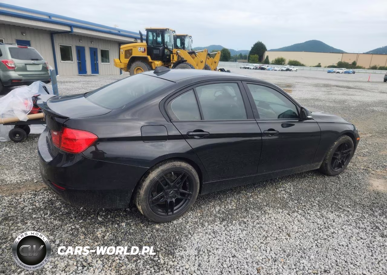 2013 BMW 328 Xi VIN:WBA3B3G52DNR79570 - 3