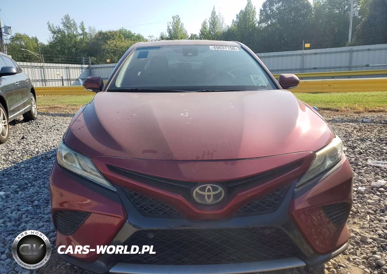 2018 Toyota Camry Xse VIN:4T1B61HK1JU625208 - 5
