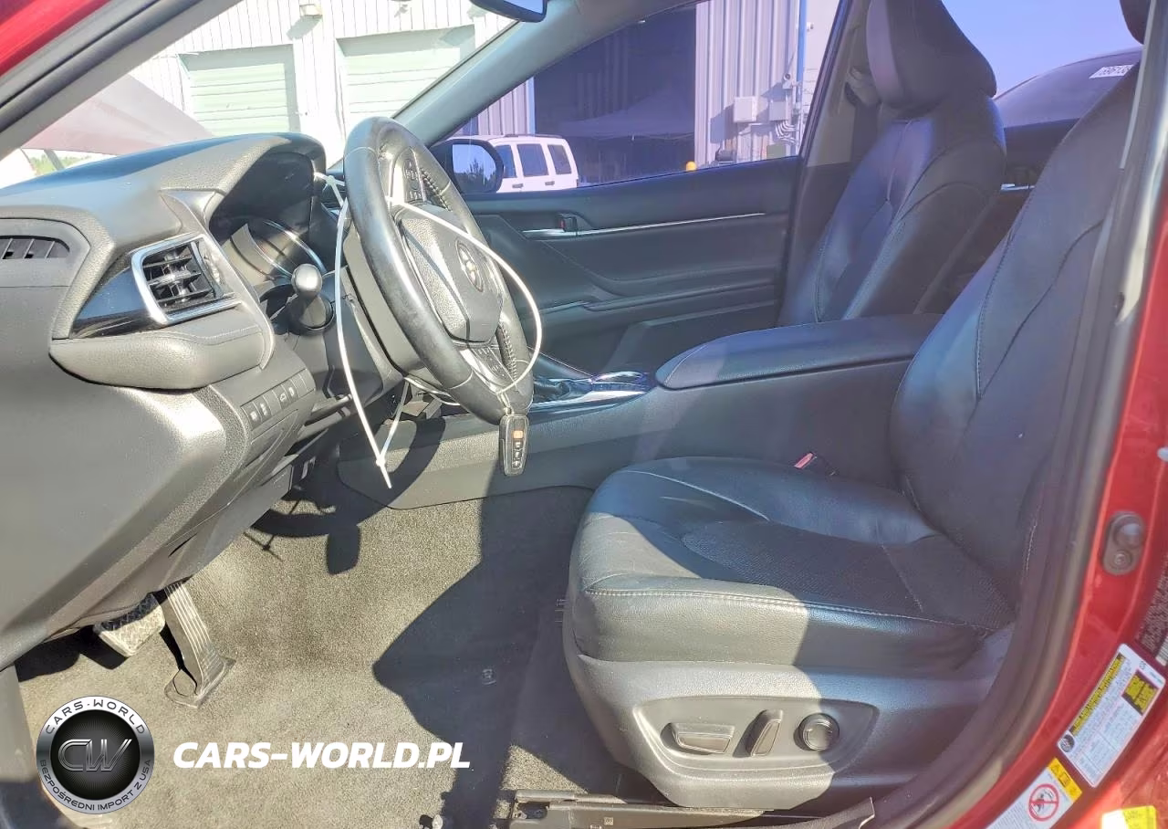 2018 Toyota Camry Xse VIN:4T1B61HK1JU625208 - 7