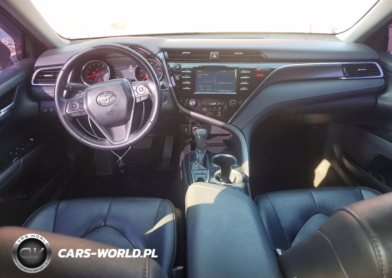 2018 Toyota Camry Xse VIN:4T1B61HK1JU625208 - 8