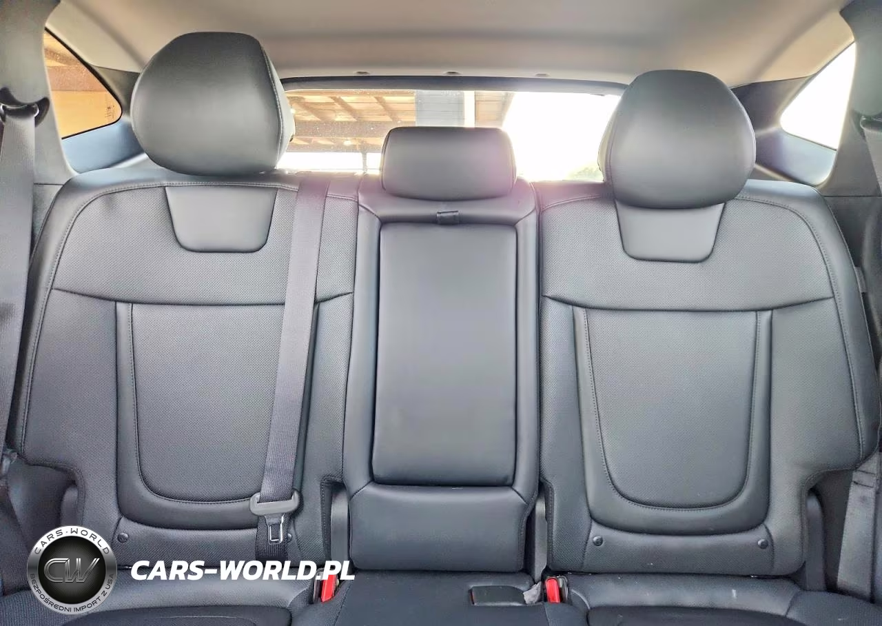 2026 Hyundai Tucson Hybrid Limited VIN:KM8JEDD1XTU444530 - 10