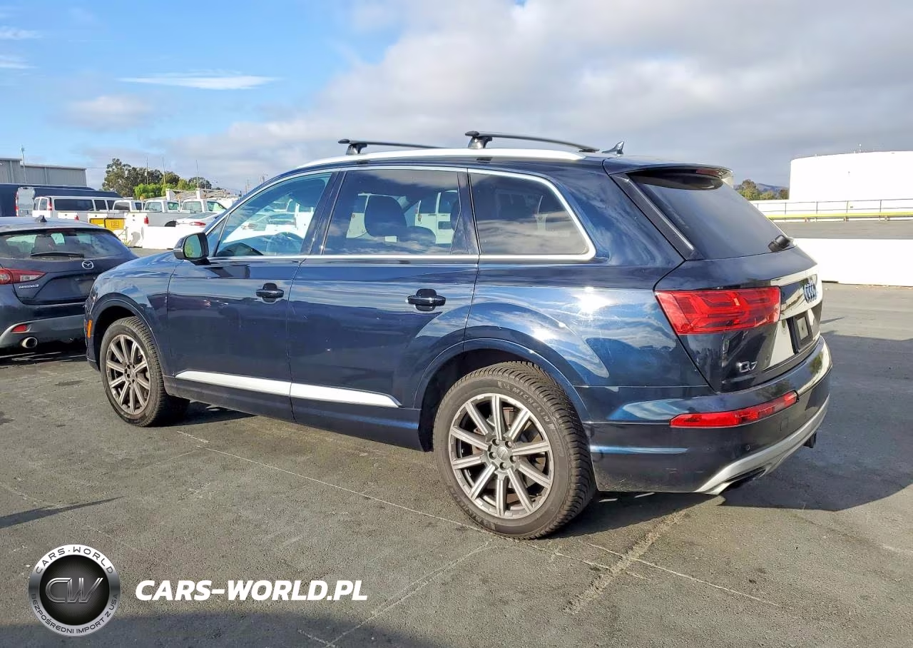 2017 Audi Q7 Premium Plus VIN:WA1LAAF76HD033457 - 2