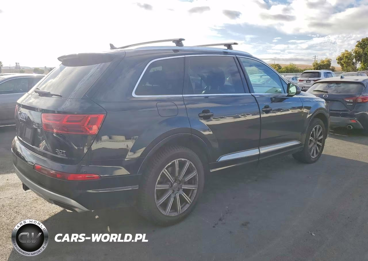 2017 Audi Q7 Premium Plus VIN:WA1LAAF76HD033457 - 3