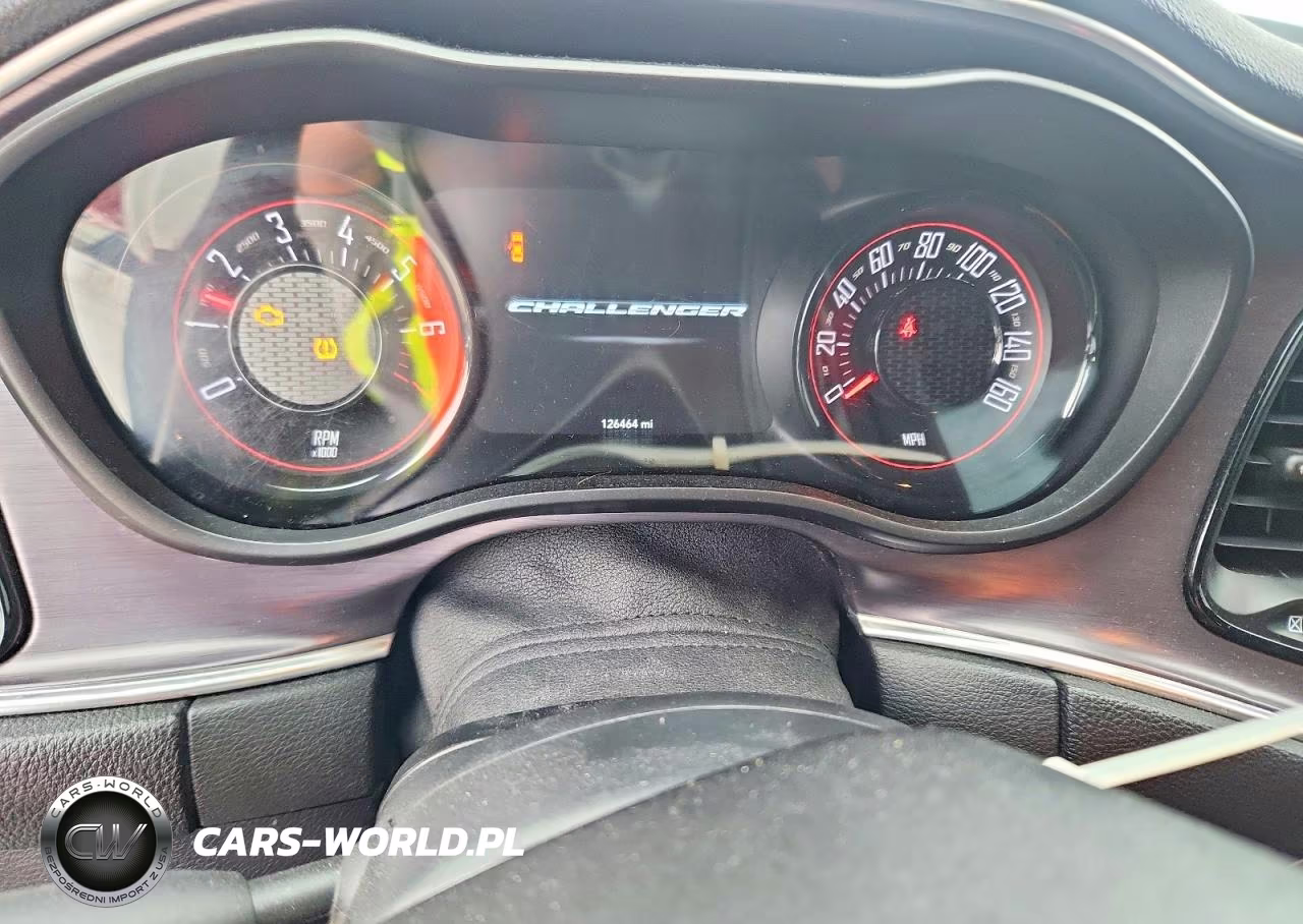 2018 Dodge Challenger Sxt VIN:2C3CDZAG7JH171962 - 9
