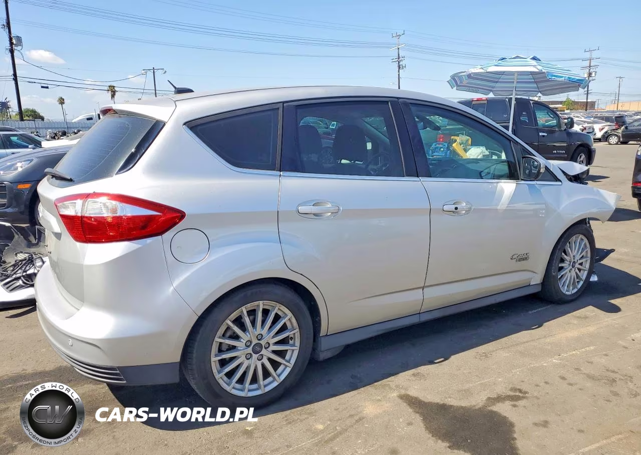 2016 Ford C-Max Premium Sel VIN:1FADP5CU2GL115044 - 3