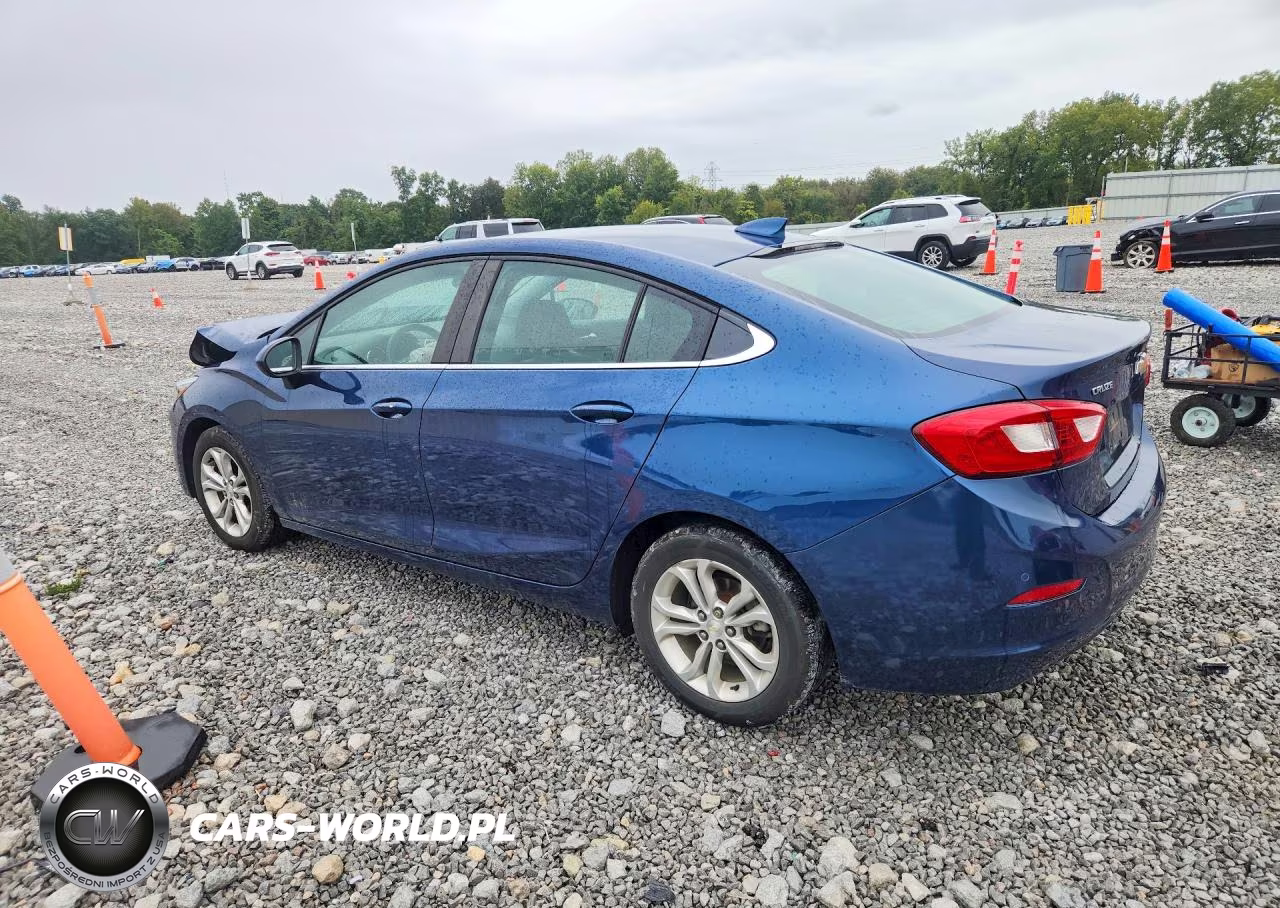 2019 Chevrolet Cruze Lt VIN:1G1BE5SM3K7125472 - 2