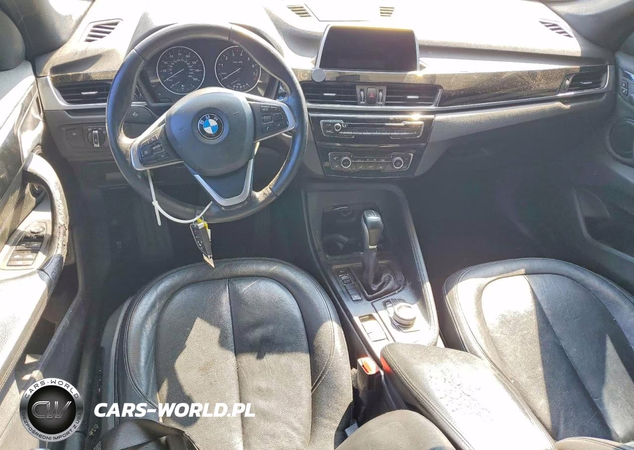 2018 BMW X1 xDrive28I VIN:WBXHT3C36J5F91074 - 8