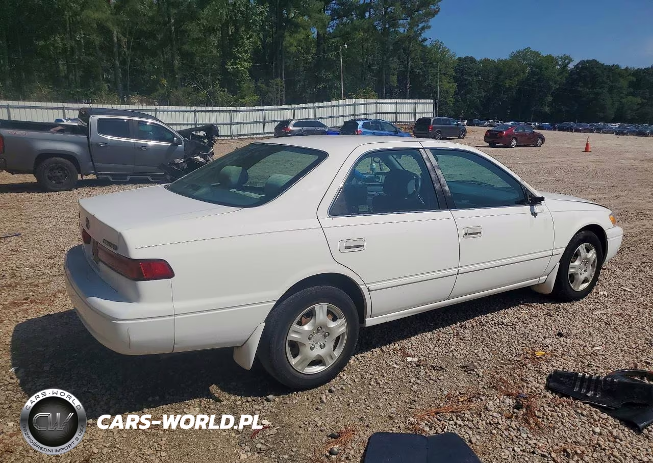 1998 Toyota Camry Le V6 VIN:4T1BF22K4WU928716 - 3
