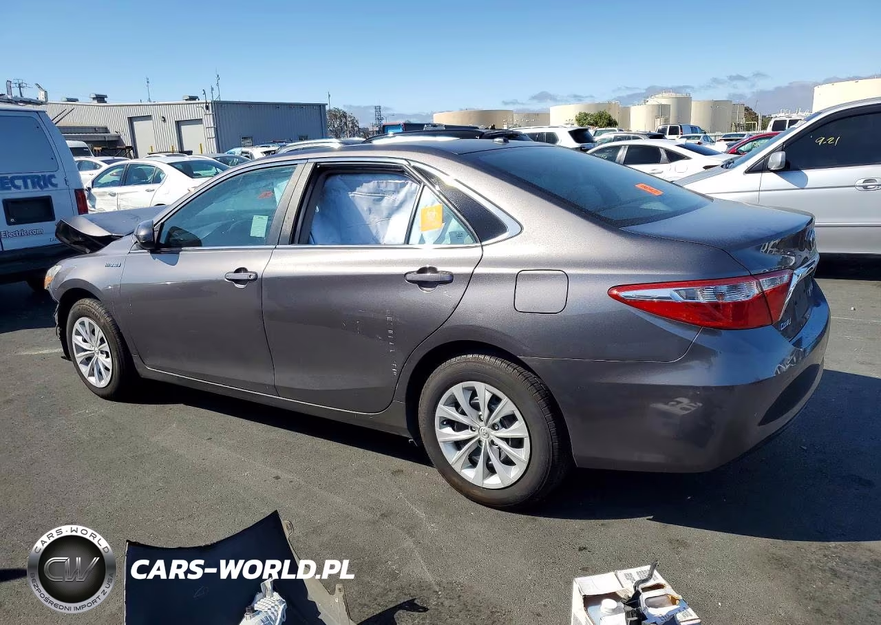 2016 Toyota Camry Hybrid Le VIN:4T1BD1FK6GU179882 - 2