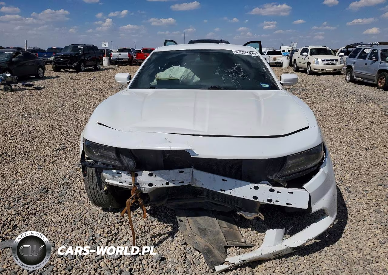 2020 Dodge Charger Sxt VIN:2C3CDXBG7LH119754 - 5