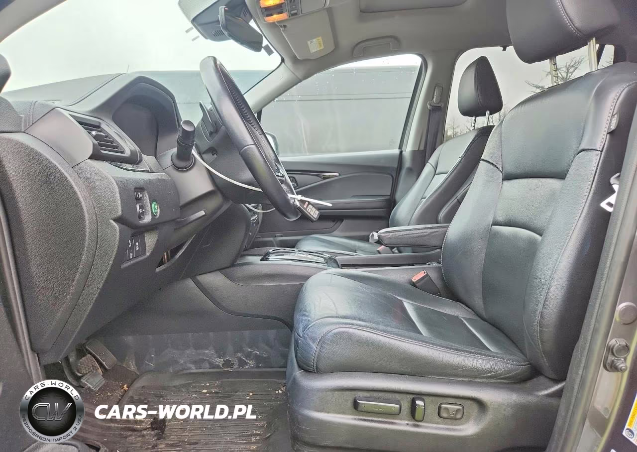 2021 Honda Pilot Touring VIN:5FNYF6H98MB039840 - 7