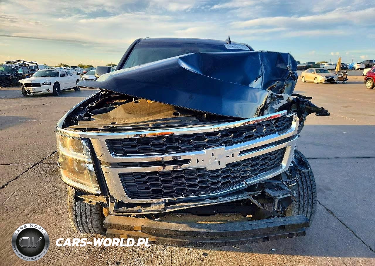 2019 Chevrolet Suburban K1500 Lt VIN:1GNSKHKCXKR367812 - 5