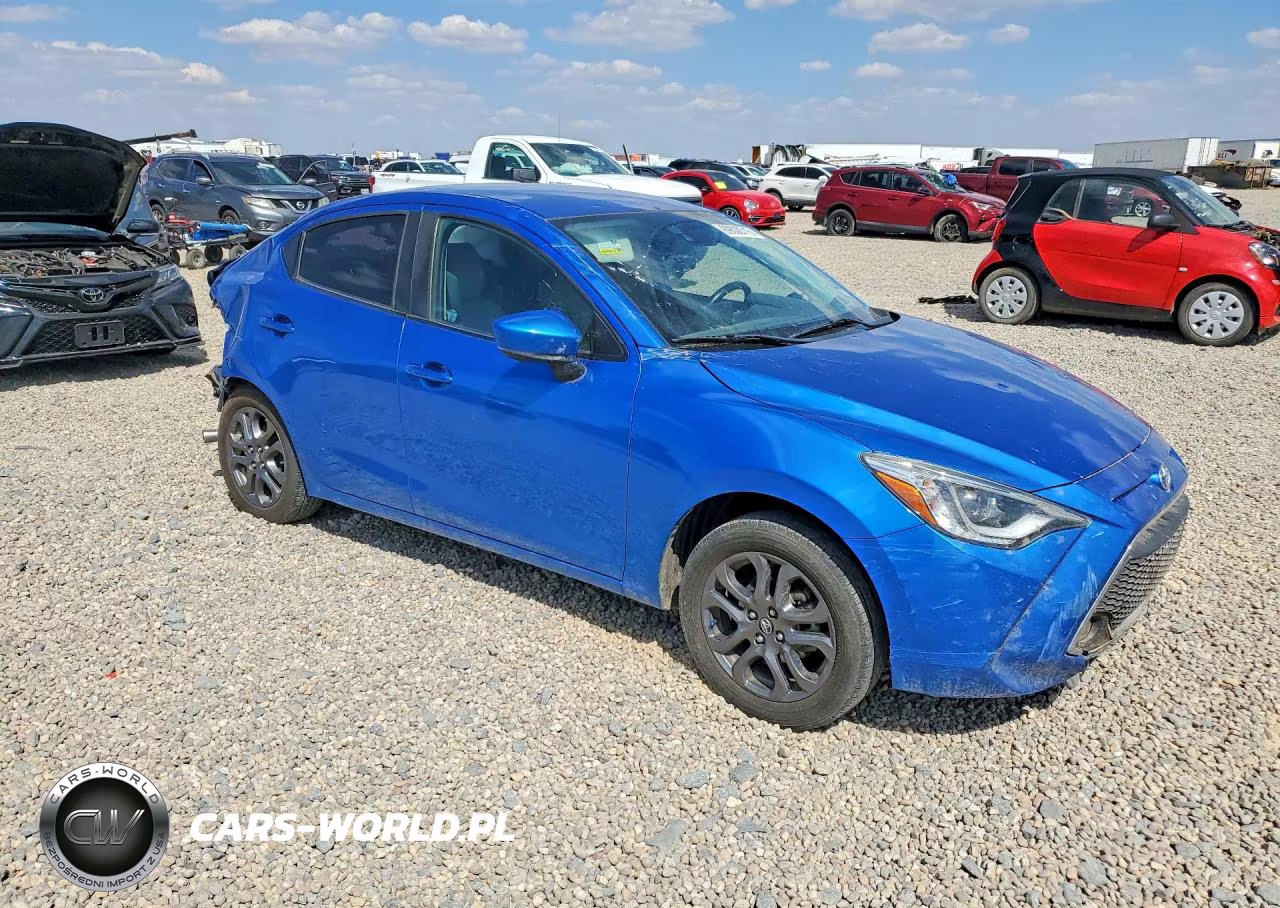 2019 Toyota Yaris Xle VIN:3MYDLBYV1KY525261 - 4