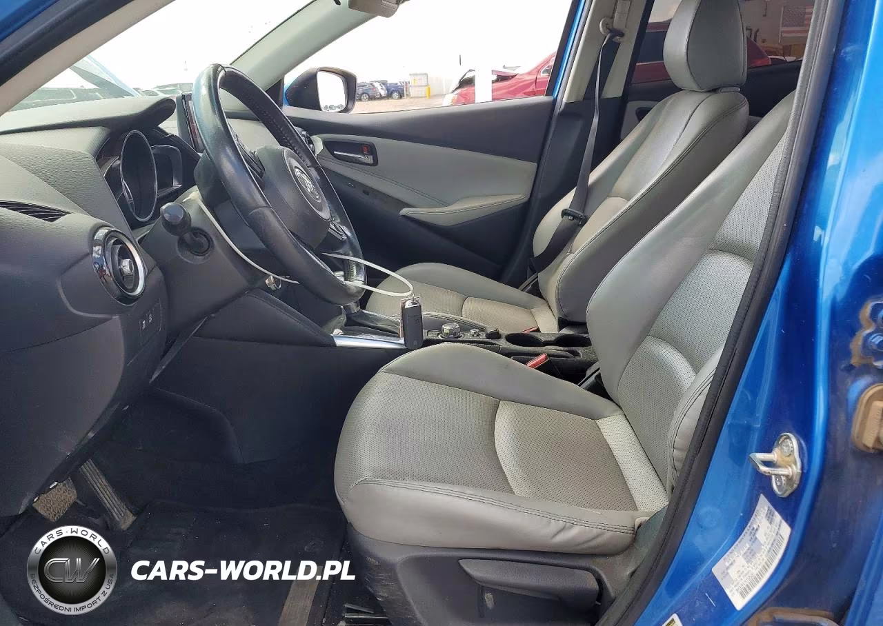 2019 Toyota Yaris Xle VIN:3MYDLBYV1KY525261 - 7