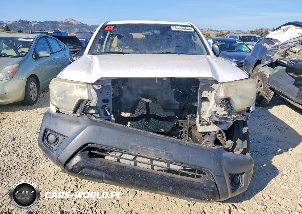 2015 Toyota Tacoma Base VIN:5TFTX4CN1FX049604 - 5