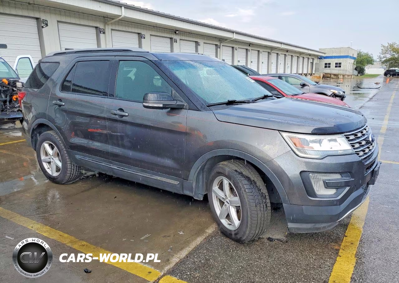 2016 Ford Explorer Xlt VIN:1FM5K8DH9GGC97605 - 4
