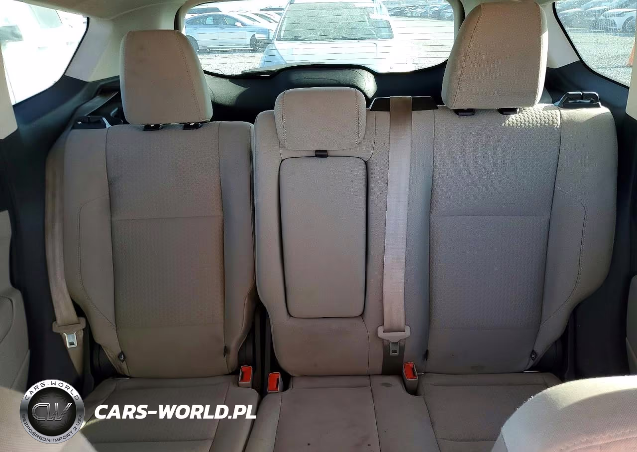 2017 Ford Escape Se VIN:1FMCU9GD2HUF05469 - 10
