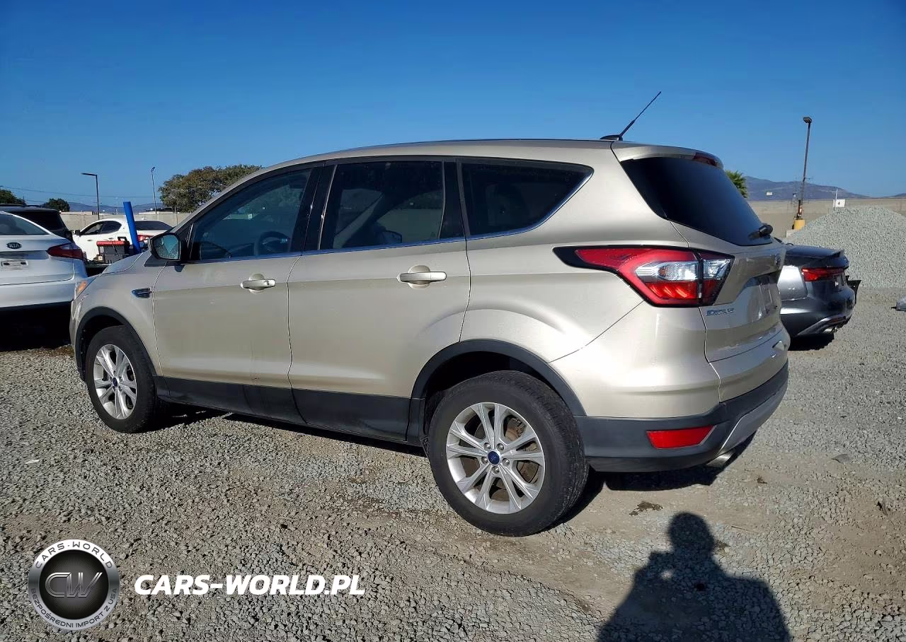 2017 Ford Escape Se VIN:1FMCU9GD2HUF05469 - 2