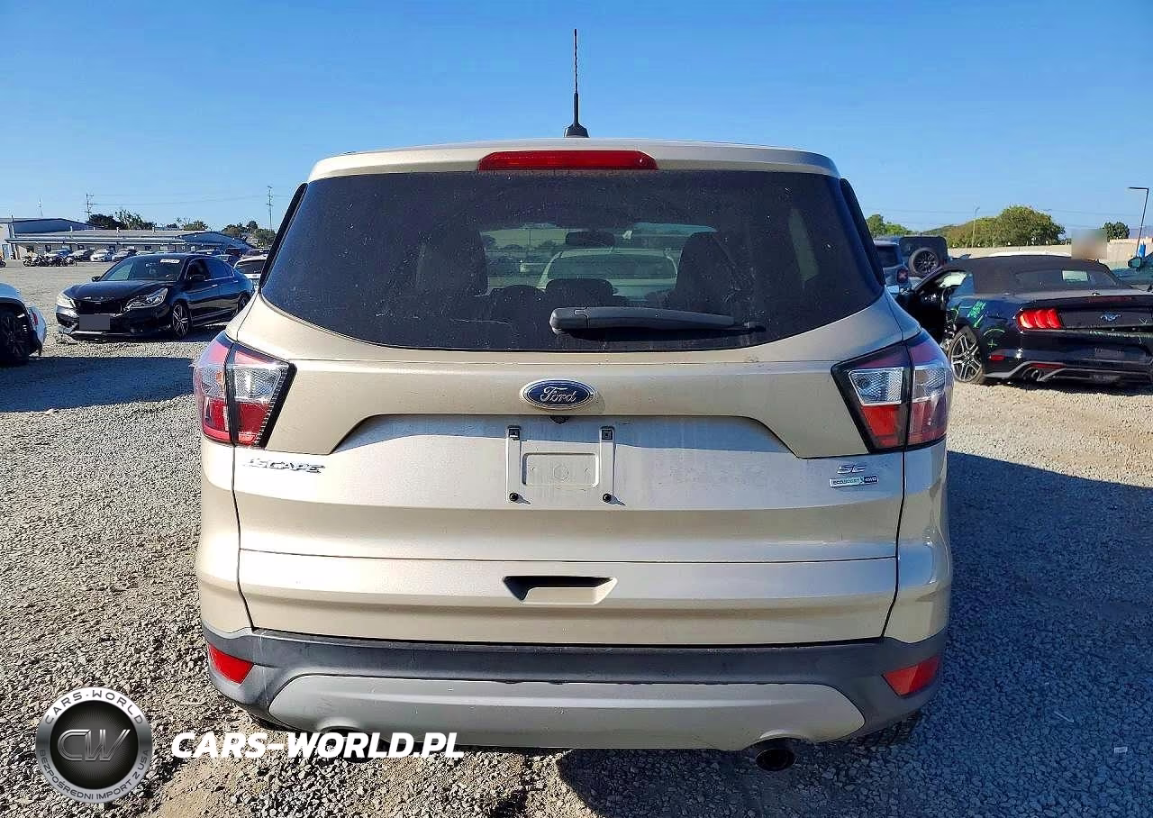 2017 Ford Escape Se VIN:1FMCU9GD2HUF05469 - 6