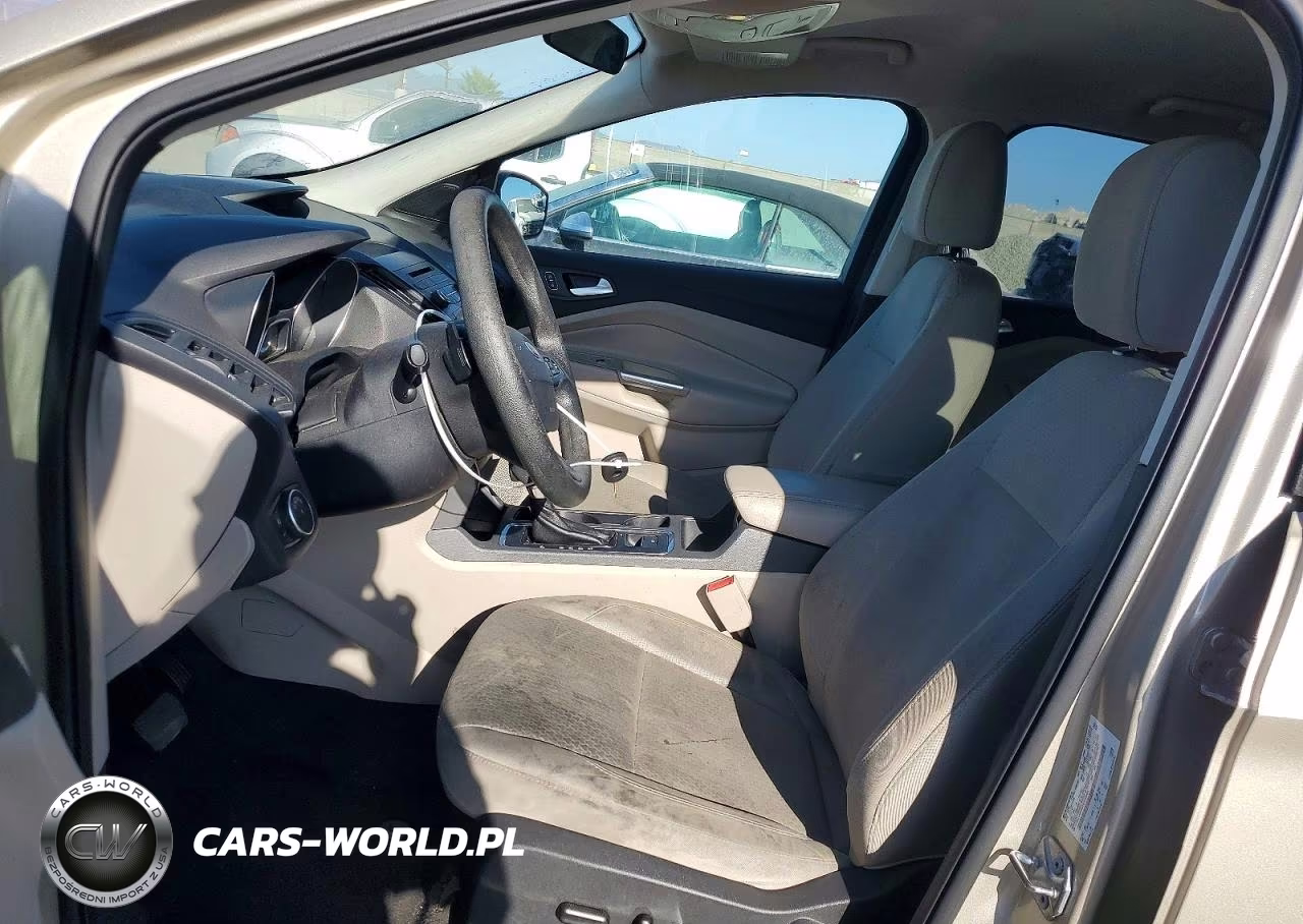 2017 Ford Escape Se VIN:1FMCU9GD2HUF05469 - 7