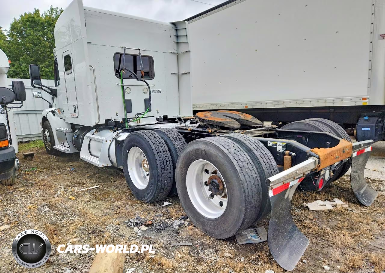 2019 Peterbilt 579 VIN:1XPBDP9X7KD268284 - 2
