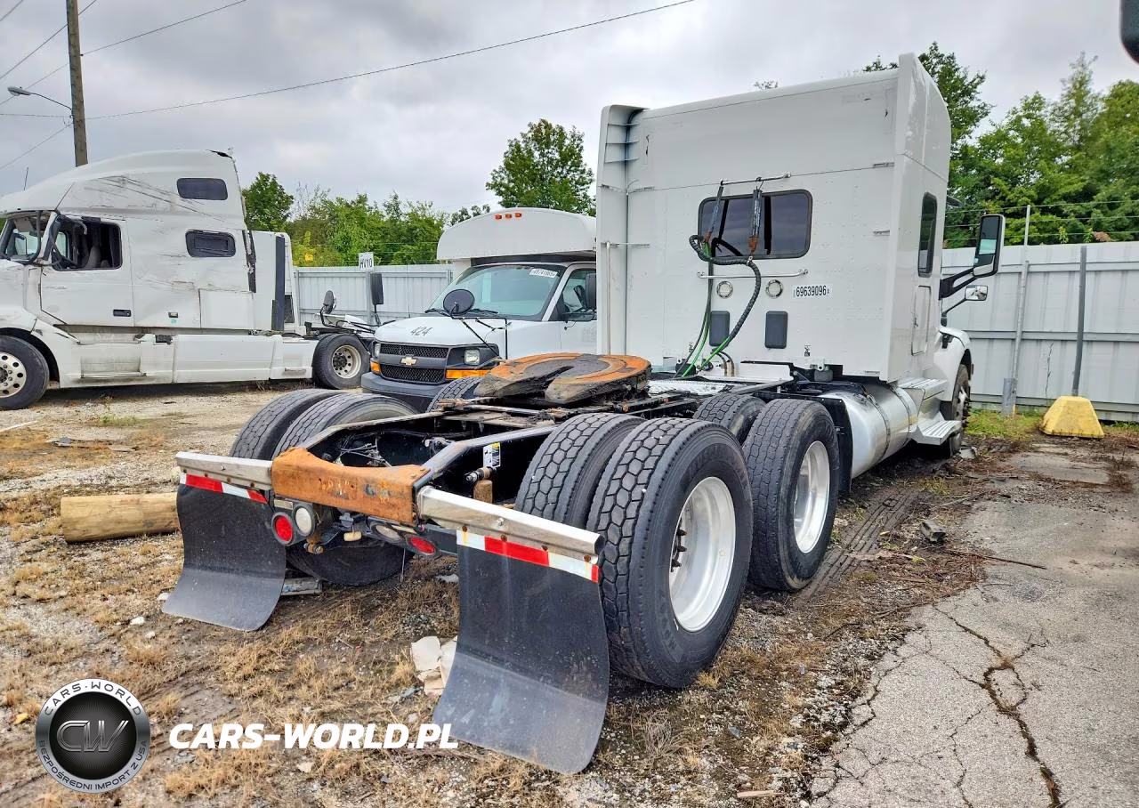 2019 Peterbilt 579 VIN:1XPBDP9X7KD268284 - 3