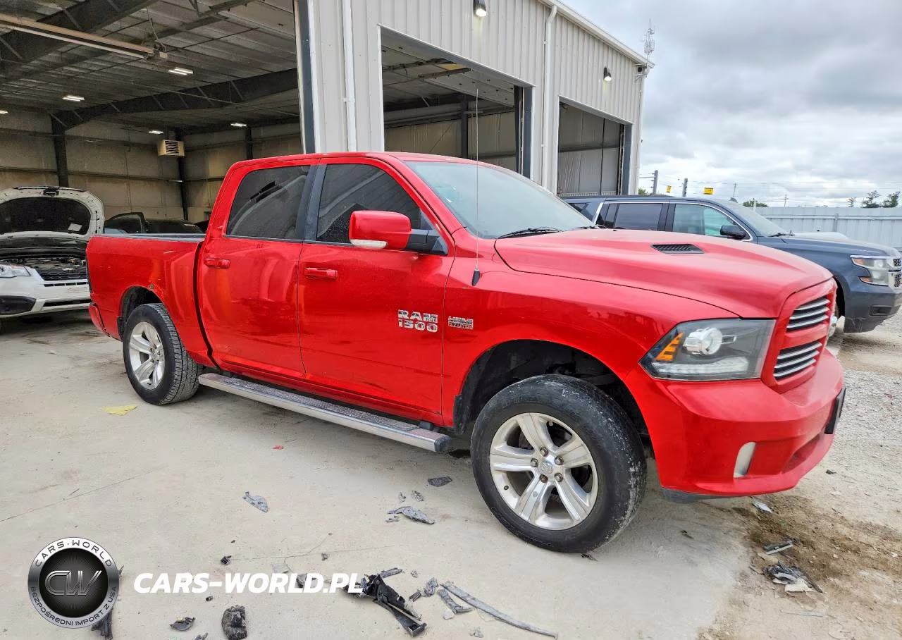 2014 Ram 1500 Sport VIN:1C6RR7MT9ES246395 - 4