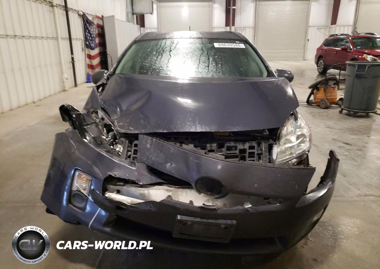 2011 Toyota Prius Three VIN:JTDKN3DU8B0295456 - 5