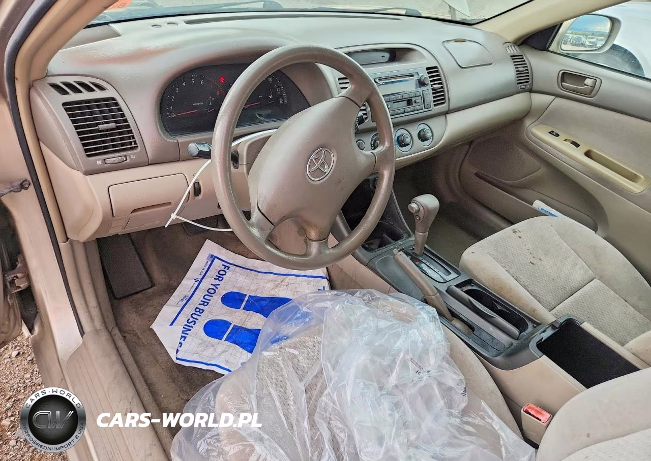 2003 Toyota Camry Le VIN:4T1BE32K03U770346 - 8