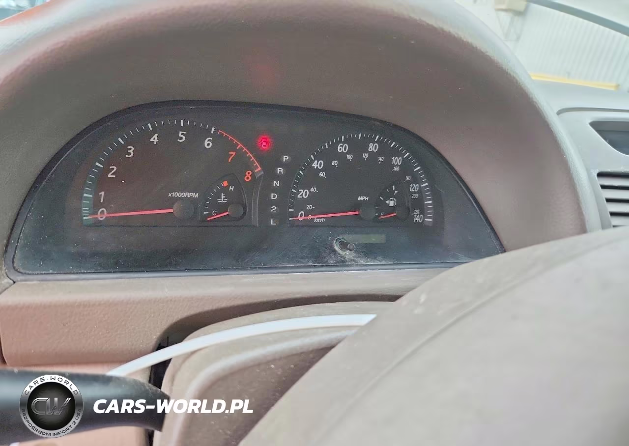 2003 Toyota Camry Le VIN:4T1BE32K03U770346 - 9